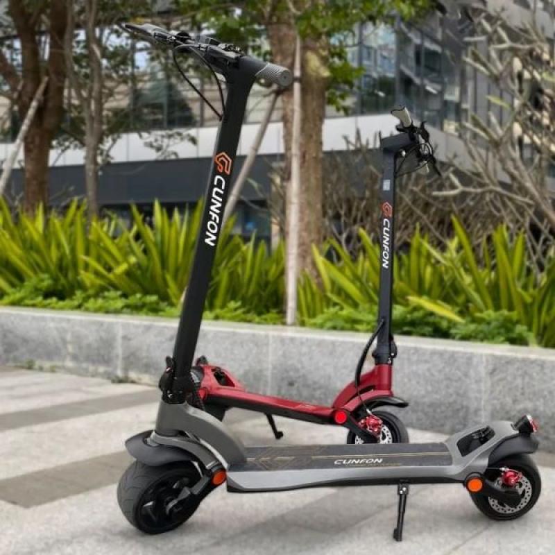 Cunfon LZ 500 elektromos robogó